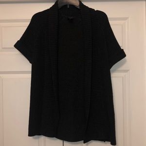 ANN TAYLOR CARDIGAN SWEATER